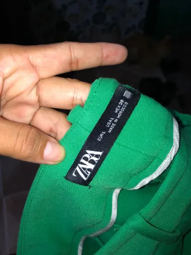 Troco calça da Zara com uma chapinha boa