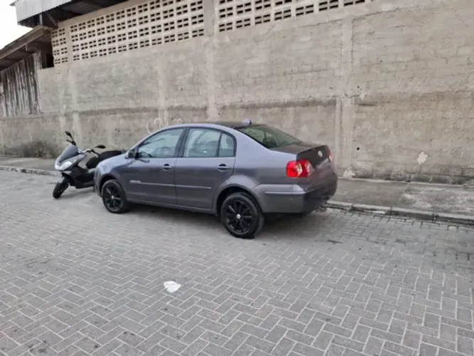 Volkswagen Polo Sed.comfort. I Motion 1.6 T.flex 4P 2010