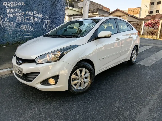 Hyundai HB20S C.plus/c.style1.0 Flex 12V Mec. 4P 2015
