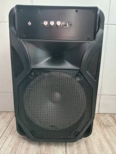 Caixa Amplificada 200 Watts, apenas 220,00