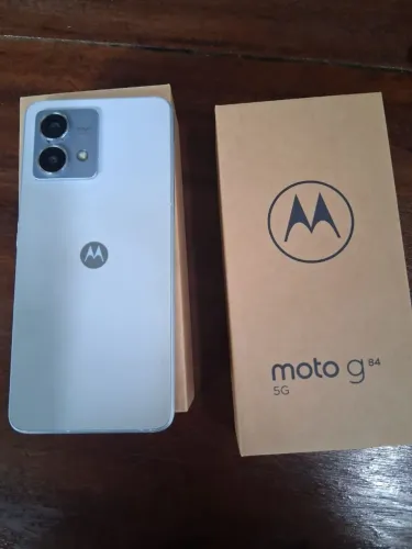 Moto G84 5G 256g - impecável na caixa