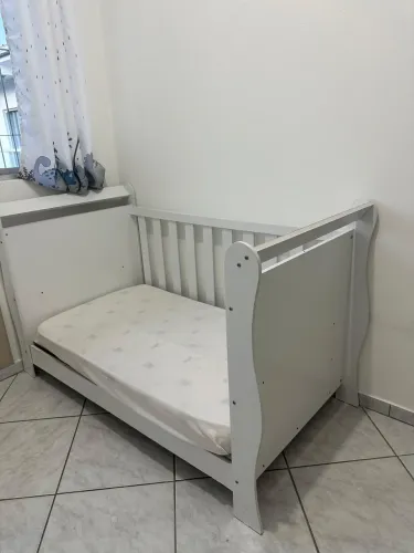 Berço/ cama de bebê