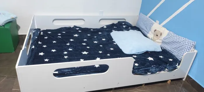 Cama montessoriana casal(COM O COLCHÃO)
