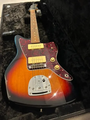 Guitarra Fender Jazzmaster Player 1 (MIM) + Case Original Fender