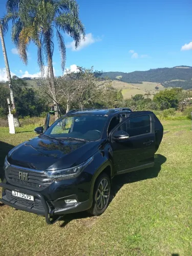 Fiat Strada Volcano 1.3 Flex 8V CD 2024