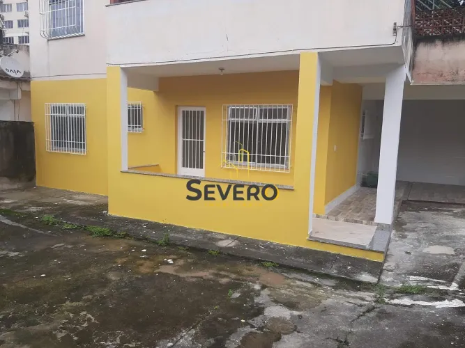 Casa à venda no Centro - São Gonçalo/RJ