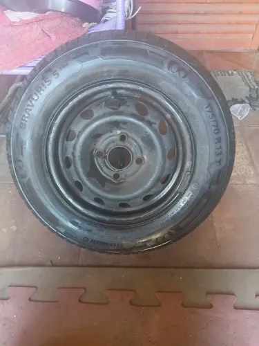 Pneu de carro 175/70 R 13 T