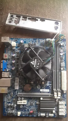 Placa máe H61-h2 C/ Espelho DDR3