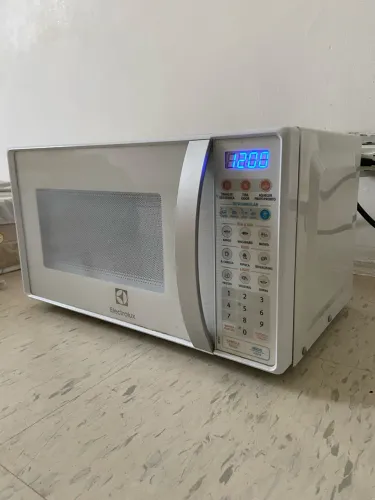 Micro-ondas Electrolux 20L Branco 127V