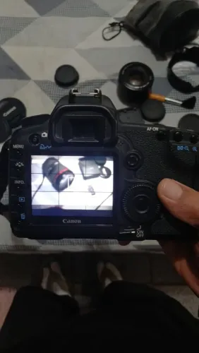 Camera canon mark 2 ótimo estado de conservação funcionando perfeitamente 
