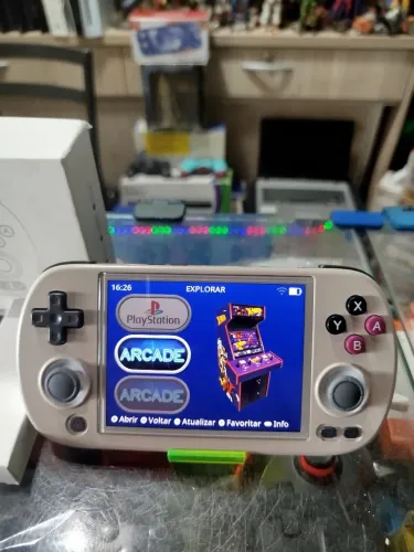 Anbernic 40xx h semi novo completo na cx roda ps1 p baixo ac trocas...