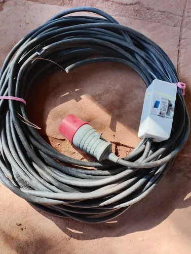 Cabo elétrico 30 metros fio 4mm com três pernas de fio 