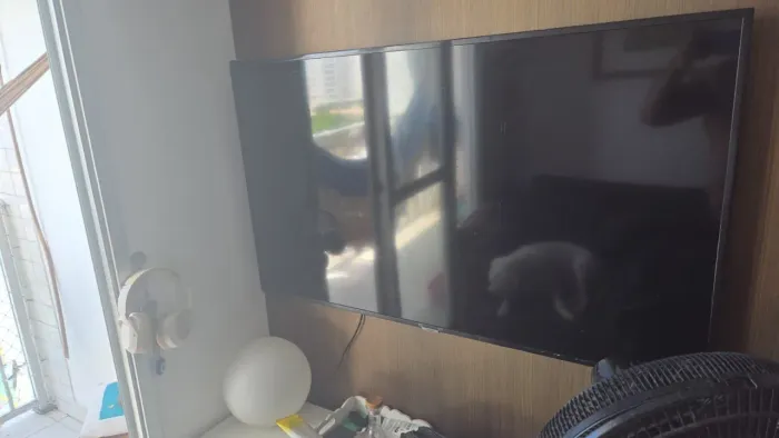 Vendo TV de 50 polegadas. 