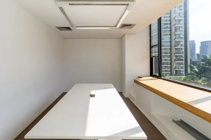 Sala comercial na Rua Geraldo Flausino Gomes, 78 - Conjunto 51/52 374 m²