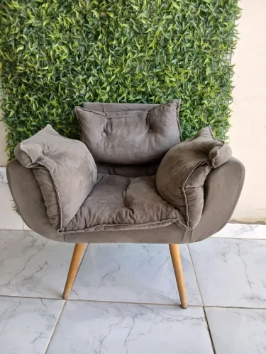 VENDO 3 CADEIRAS CONCERVADAS