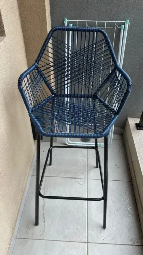 Banqueta azul 75cm de altura do chão