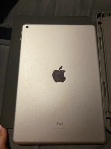 iPad 9
