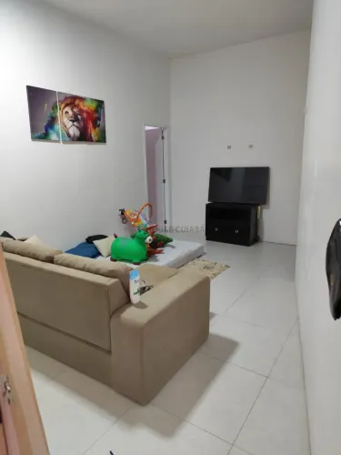 Casa com 3 quartos - Residencial e Comercial - Santa Rosa