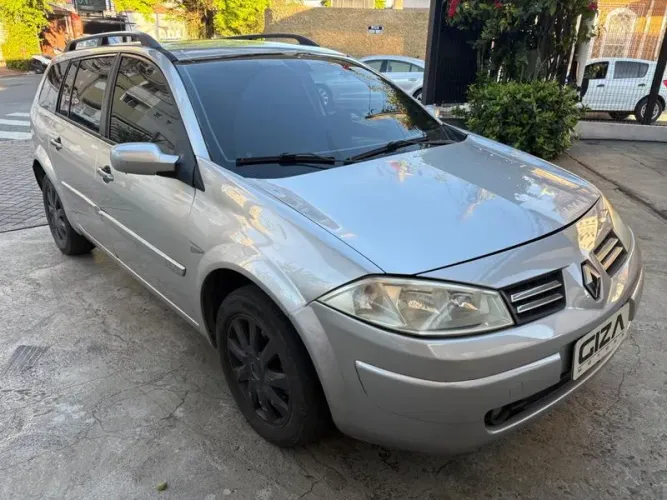 Renault Megane Grand Tour Dynam. Hi-flex 1.6 16V 2013