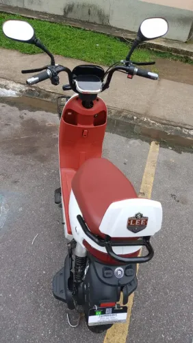 Scooter Elétrica 