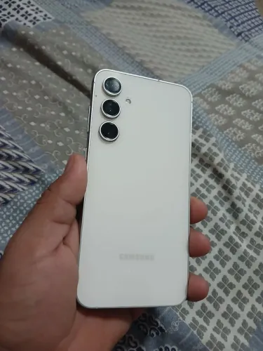 Celular s23fe