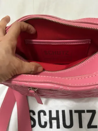 Bolsa da Schutz em couro 