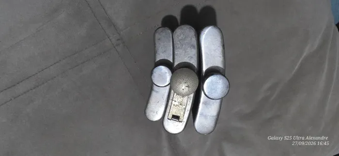 Vendo cantil de bolso