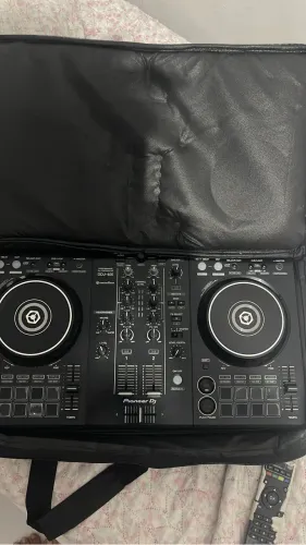 Controladora PIONEER DDJ 400