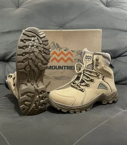 Bota de Couro Tamanho 39 Sola Tratorada MTR Desert Serve Para Trilha 