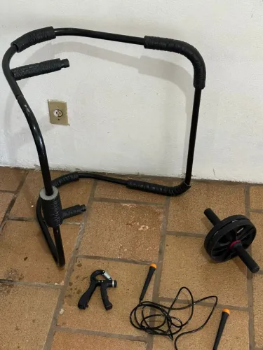 kit de equipamentos de treino em casa