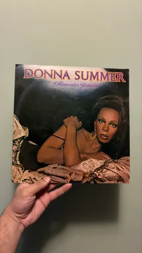 LP - Donna Summer - I Remember Yesterday