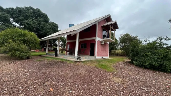 VENDO CHACARA SANTO ANTONIO DO LEVERGER ESCRITURADA E AVERBADA ESTILO CHALÉ