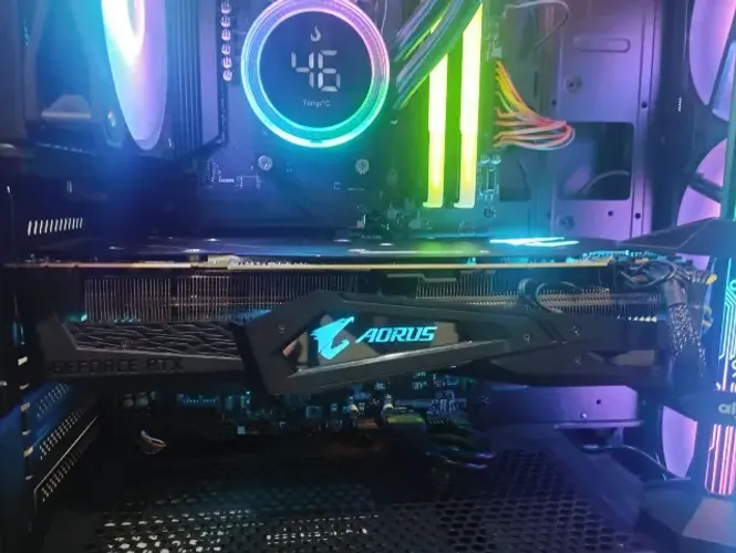 AORUS GeForce RTX? 2080 Ti XTREME 11G (Somente Retirada).