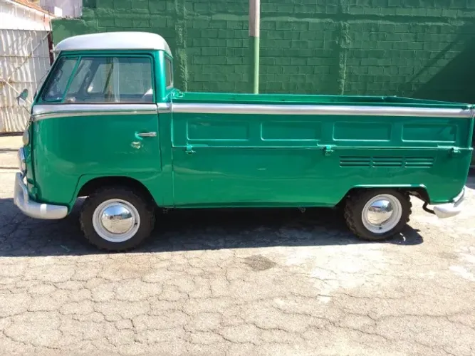 Volkswagen Kombi Standard/ Luxo/ Serie Prata 1976