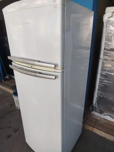 VENDO GELADEIRA BRASTEMP 110V