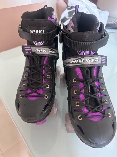 Patins Infantil/Adulto 4 Rodas Com Luz De Led Com Kit Proteção