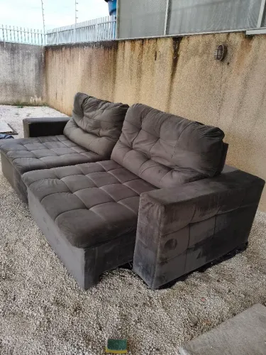 Sofá retrátil de 4 lugares
