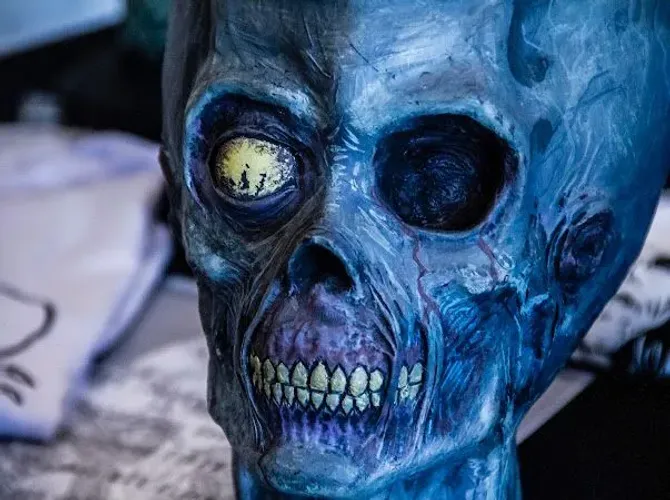 Cabeça de Zumbi Escultura feita a mão