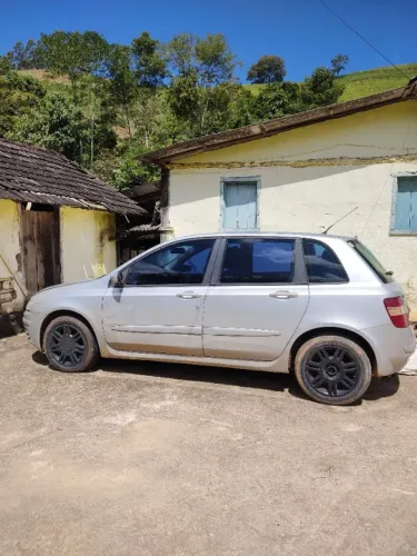 Fiat Stilo 1.8/ 1.8 SP/ Connect 16V 122cv 5P 2003