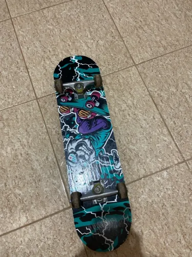 Skate semi-novo