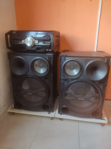 Vende-se caixas de som da Sony sh2000