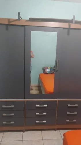 Guarda roupa de casal