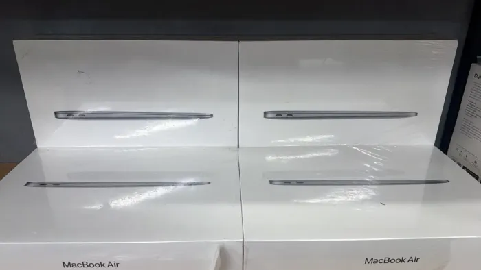 MacBook Air M1 256GB | Lacrado | 1 ano de garantia Apple