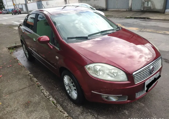 Fiat Linea Absolute 1.9/1.8 Flex Dualogic 4P 2010