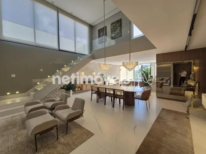 CASA DE ALTO LUXO EM CONDOMÍNIO FECHADO NO BURITIS!