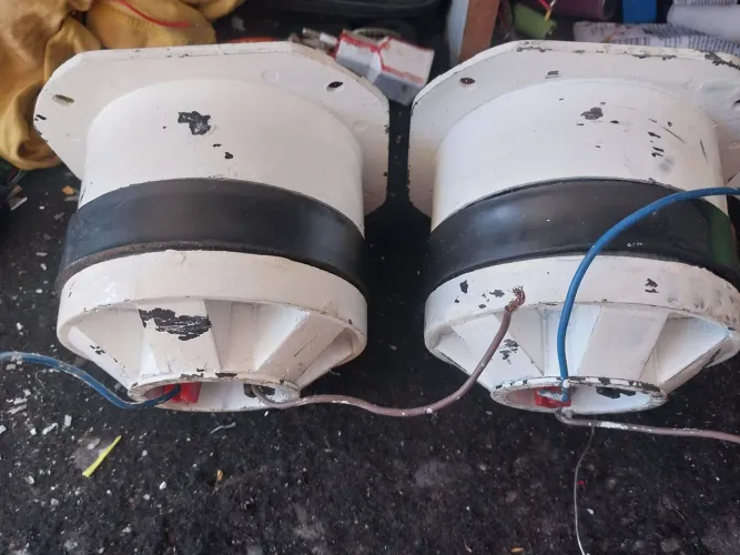 Vendo um pa de tuita da marca inor st 600