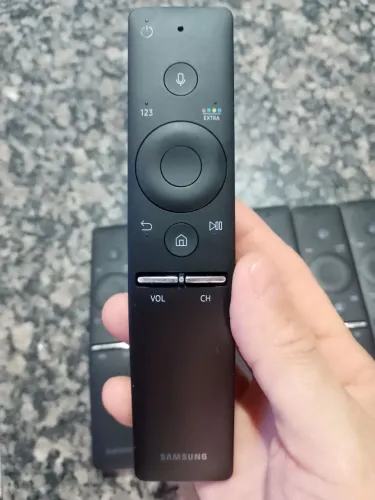 Controle remoto original SMART TVS 4K SAMSUNG/usado
