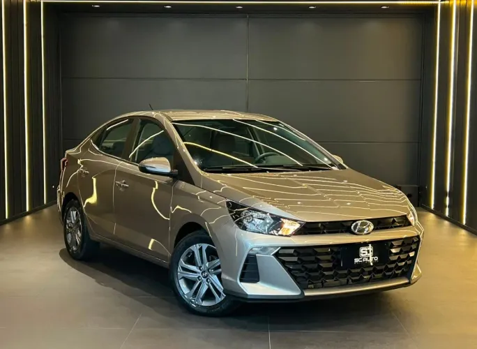 Hyundai HB20S Com. Plus Tech 1.0 TB Flex 12V AUT 2025