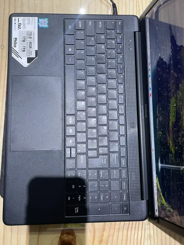 Notebook Philco 15,6? Intel Core i5, 8GB RAM - Ótimo Estado