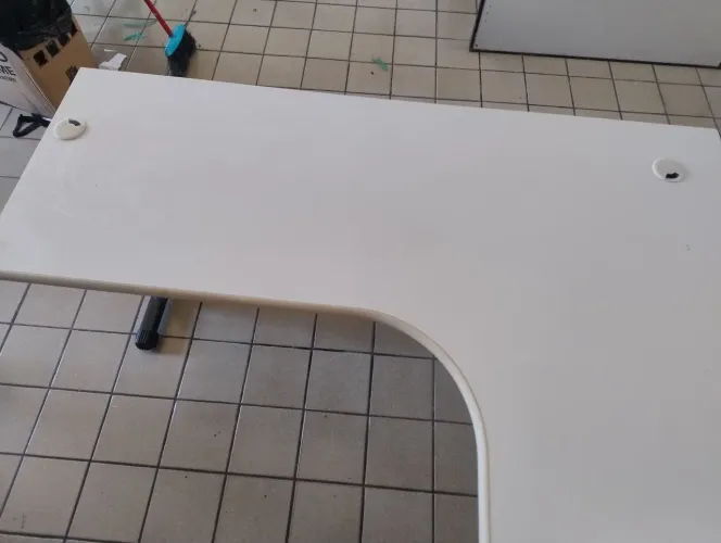 Vendo mesa para escritório em L Usada